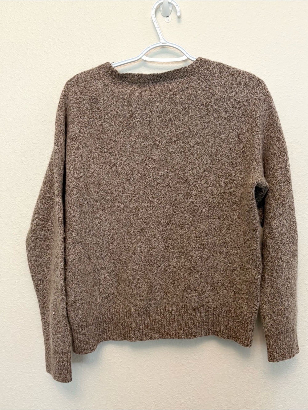 J. Crew Mens Crewneck Sweater Knit Pullover Lambswool Blend Brown Size L - Picture 6 of 7